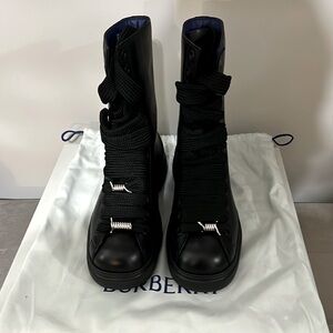 BURBERRY Ranger Leather Lace-up Boots